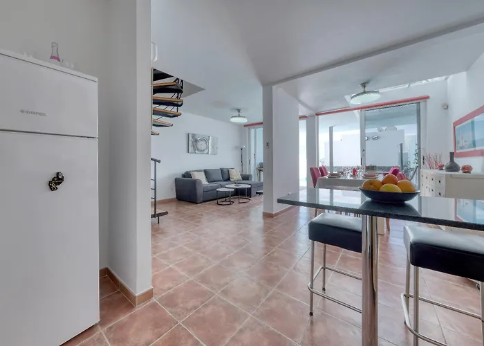 Marina- Heated Pool Villa