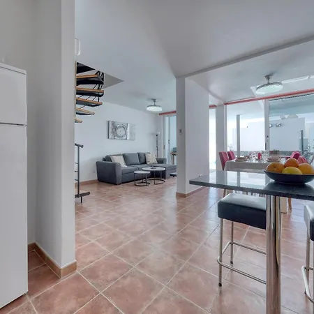 Marina- Heated Pool Villa