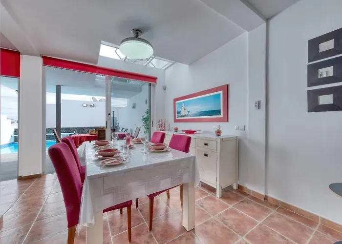 Marina- Heated Pool Villa *