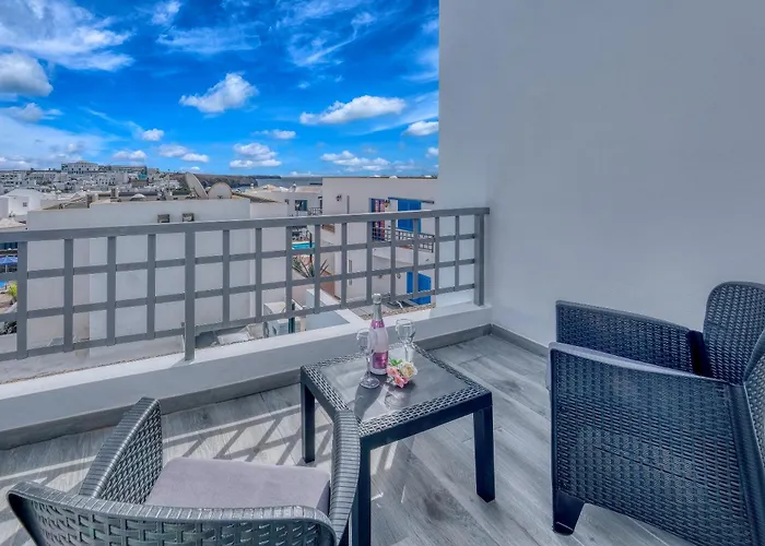 Marina- Heated Pool Playa Blanca (Lanzarote)